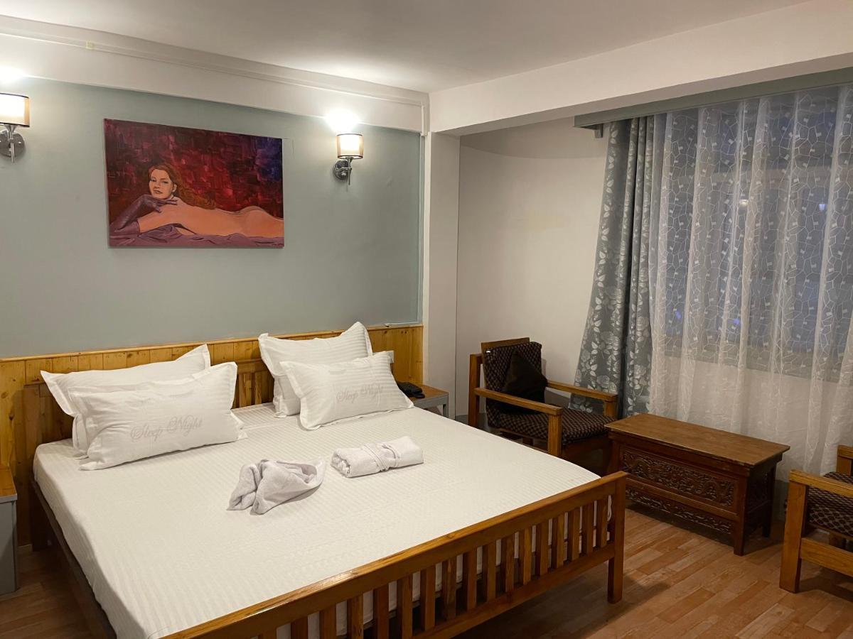 גנגטוק Mellow Fellow Hostel מראה חיצוני תמונה