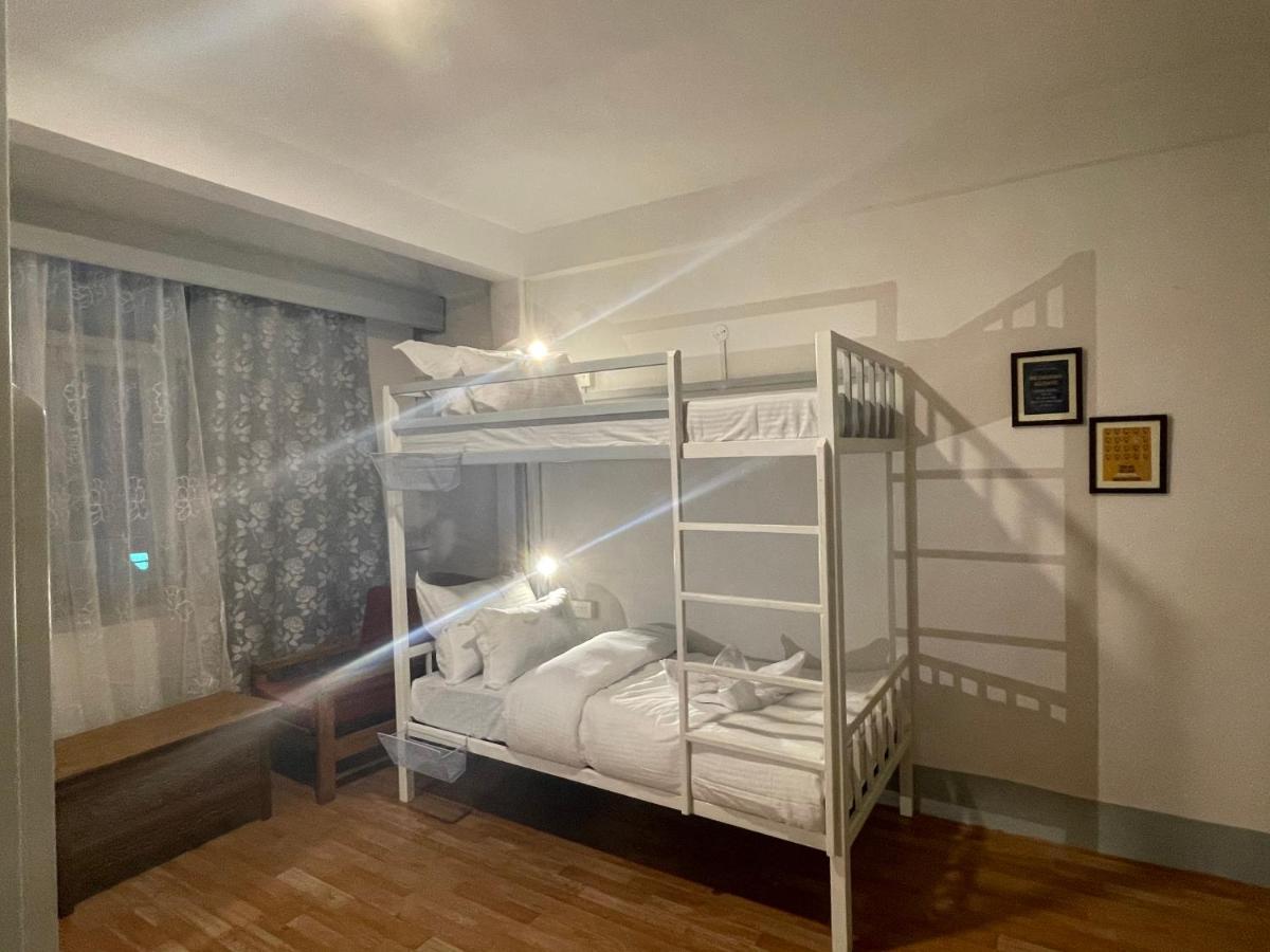 גנגטוק Mellow Fellow Hostel מראה חיצוני תמונה