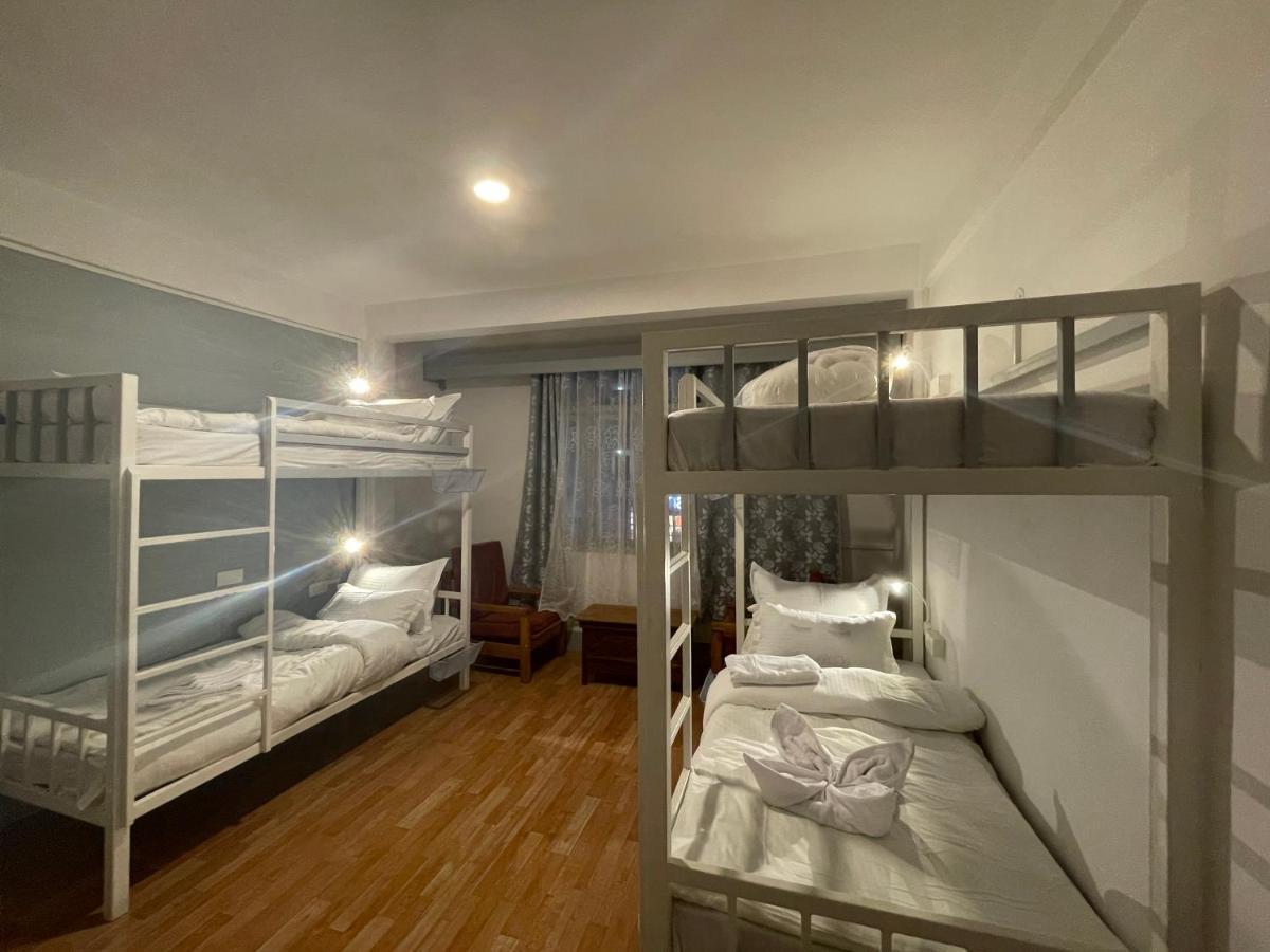 גנגטוק Mellow Fellow Hostel מראה חיצוני תמונה