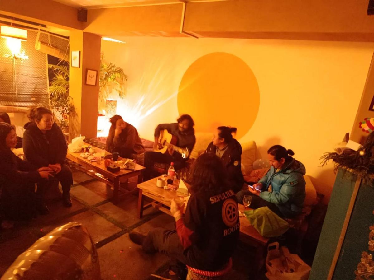 גנגטוק Mellow Fellow Hostel מראה חיצוני תמונה