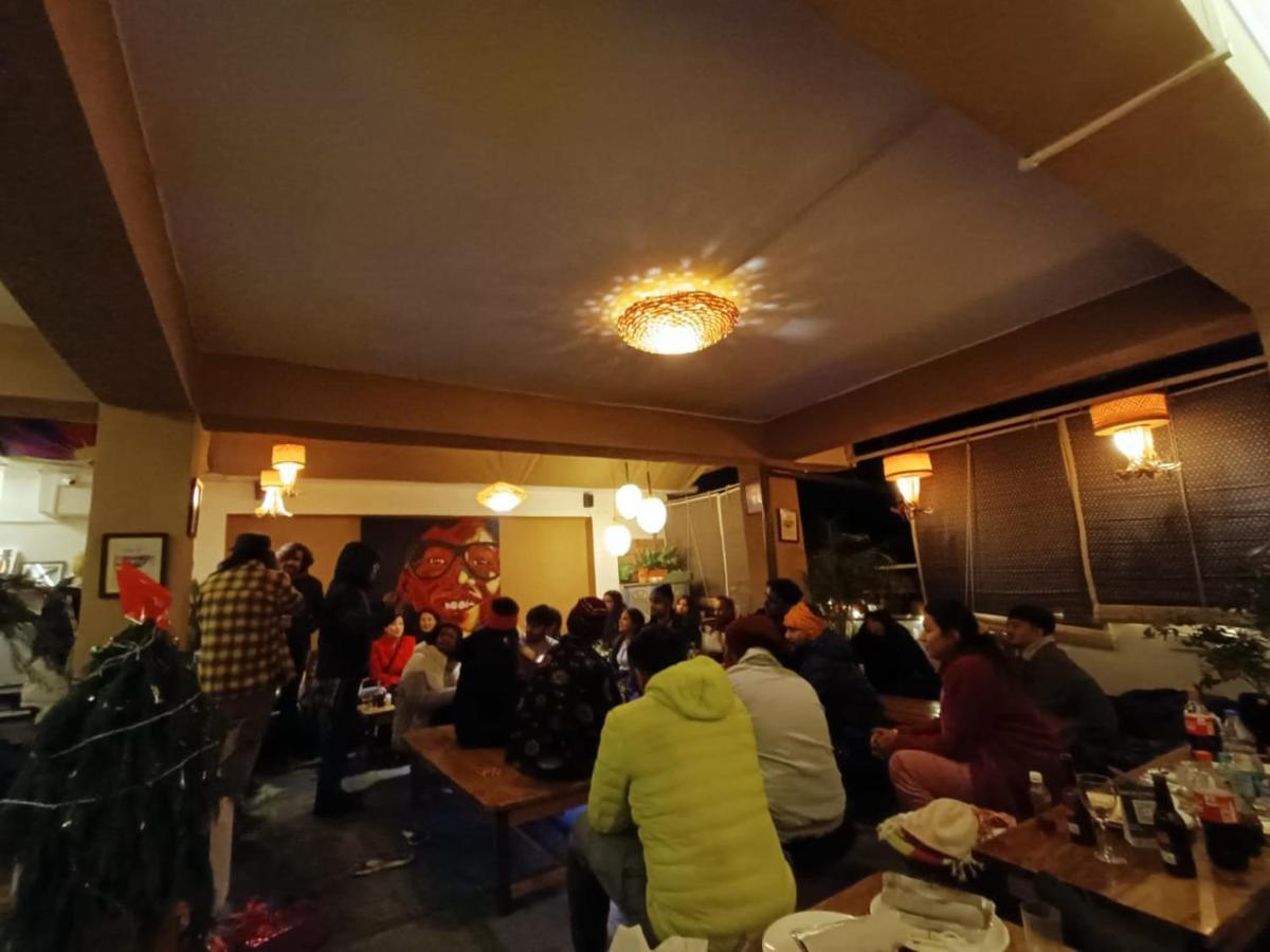 גנגטוק Mellow Fellow Hostel מראה חיצוני תמונה