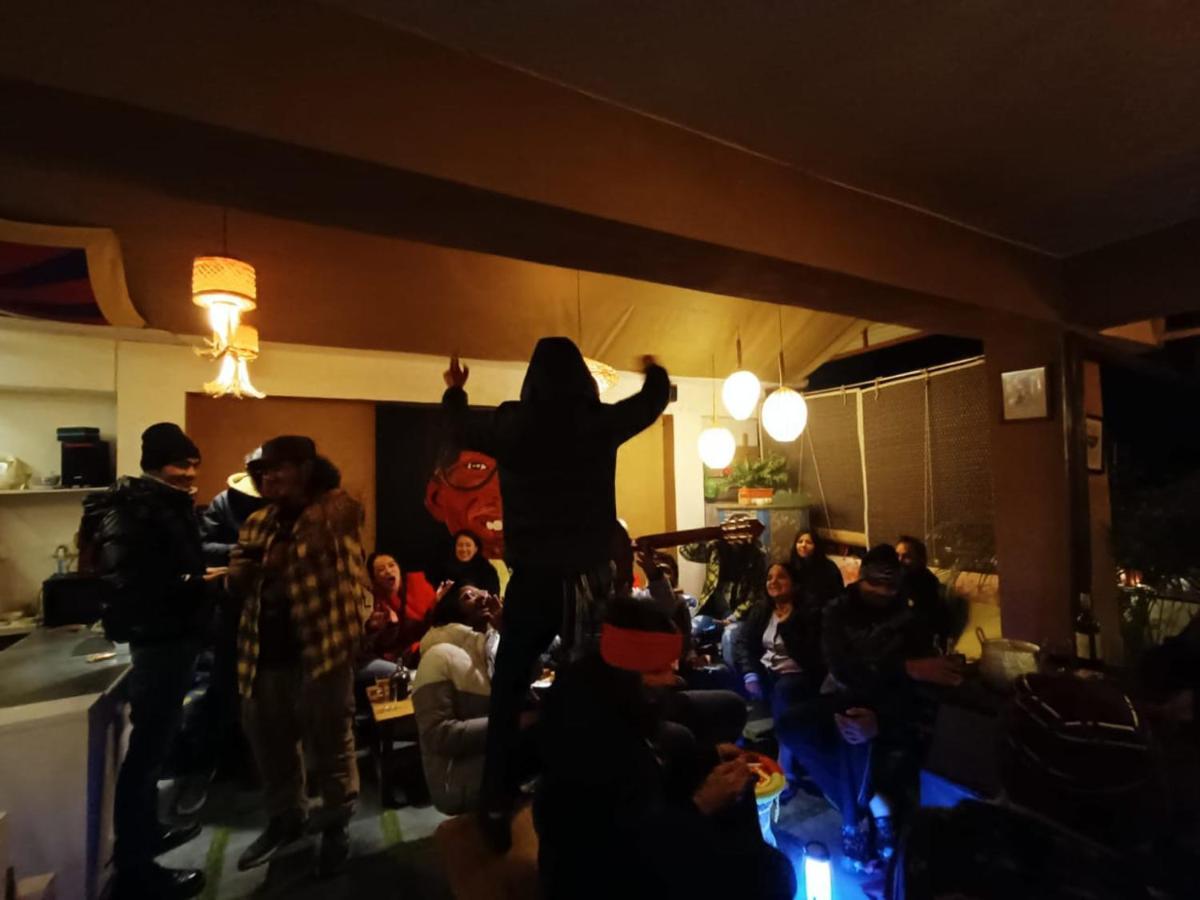 גנגטוק Mellow Fellow Hostel מראה חיצוני תמונה