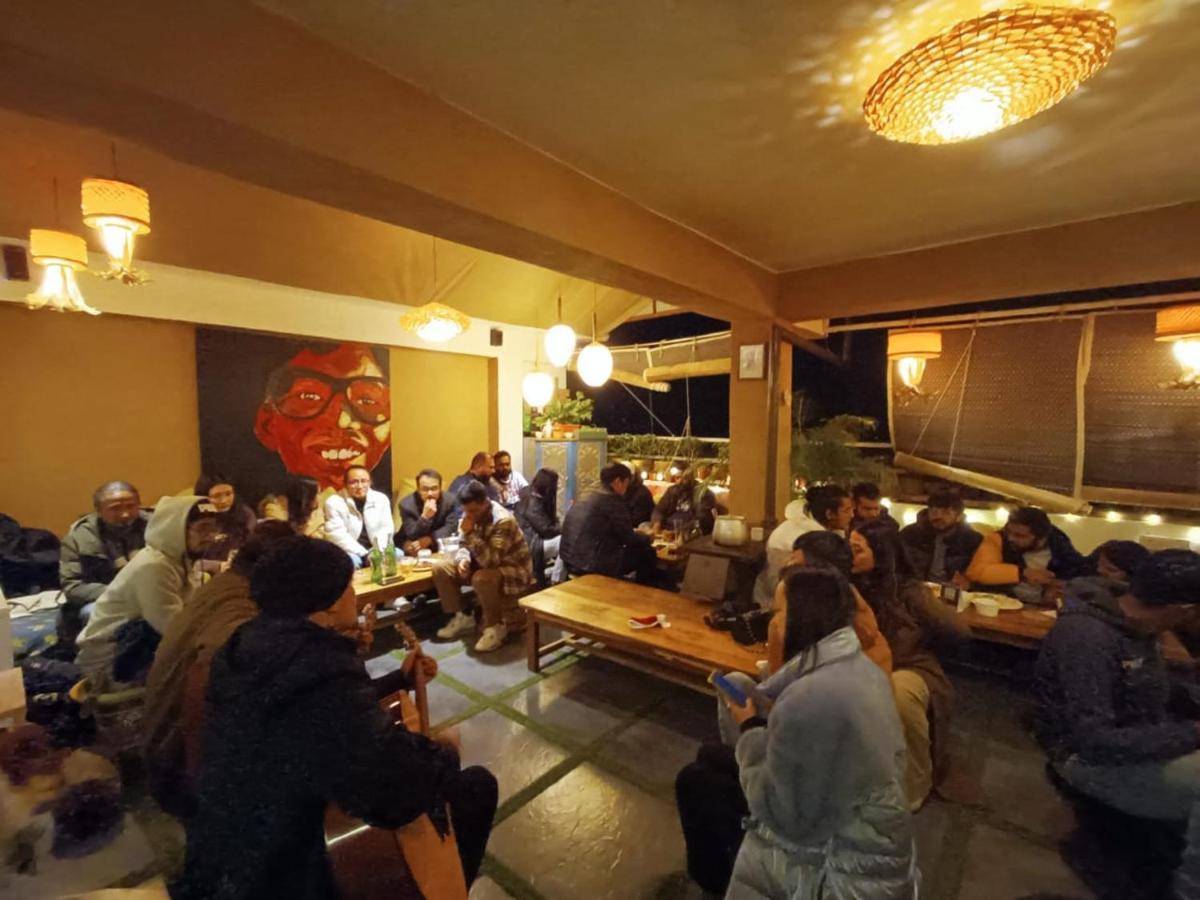 גנגטוק Mellow Fellow Hostel מראה חיצוני תמונה