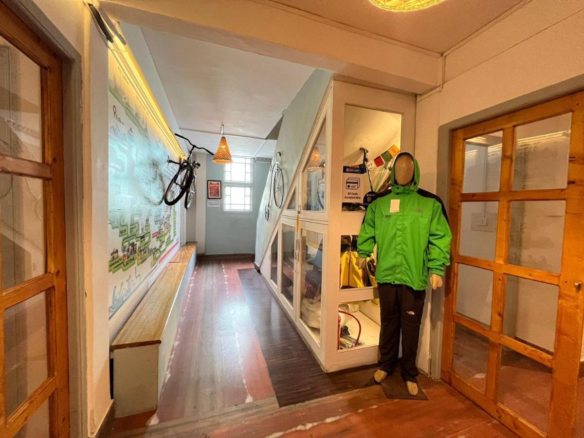 גנגטוק Mellow Fellow Hostel מראה חיצוני תמונה